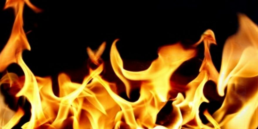 Cómo se relaciona Escorpio con los signos de fuego