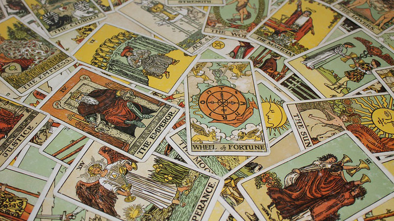 Tiradas de tarot gratuitas: amor, amistad, trabajo, sí o no y arcano del día